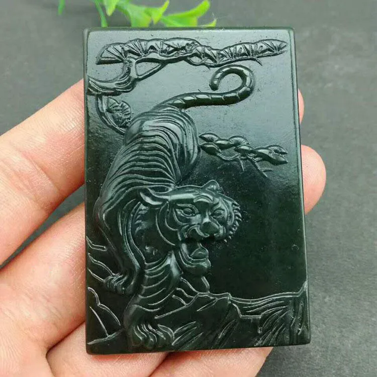 xinjiang hetian jade pendant tiger head for security and peace free shipping | Украшения и аксессуары
