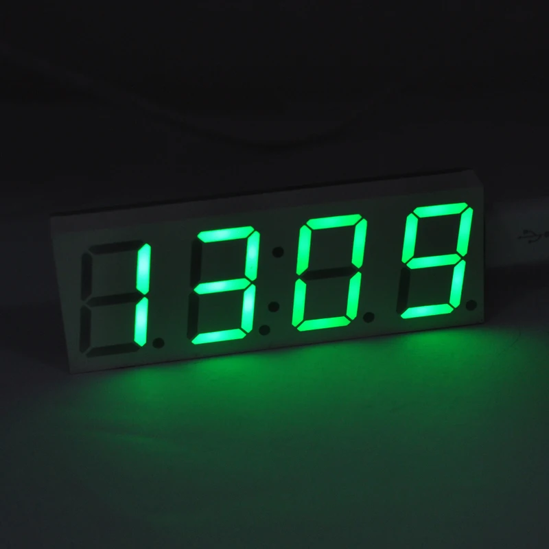 Часы электронные настольные светящиеся цифровые