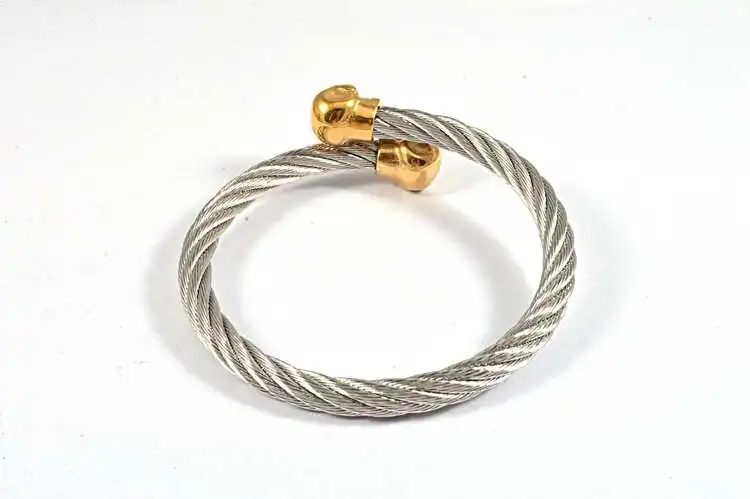 Модные золотые браслеты из нержавеющей стали с застежкой в виде черепа для