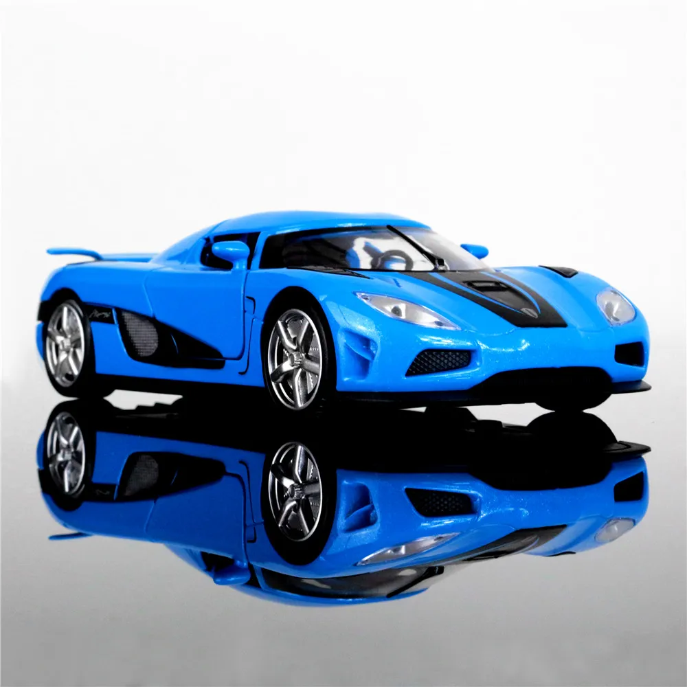 1:32 бесплатная доставка Koenigsegg модель суперавтомобиля из сплава литая под