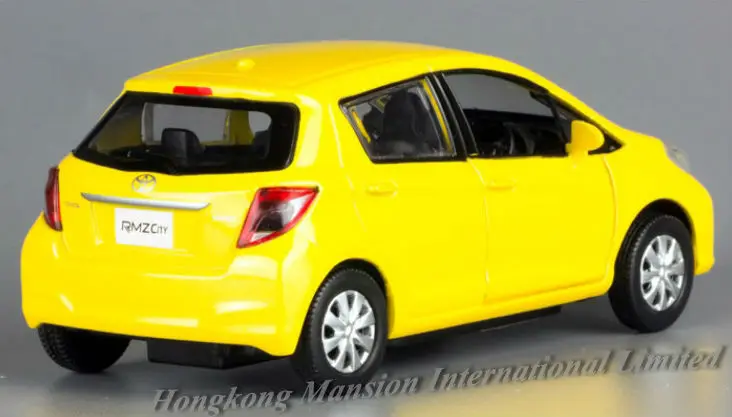 1:36 весы для TOYOTA Yaris литья под давлением сплав металла автомобиль коллекция моделей вытяните назад игрушки автомобиль