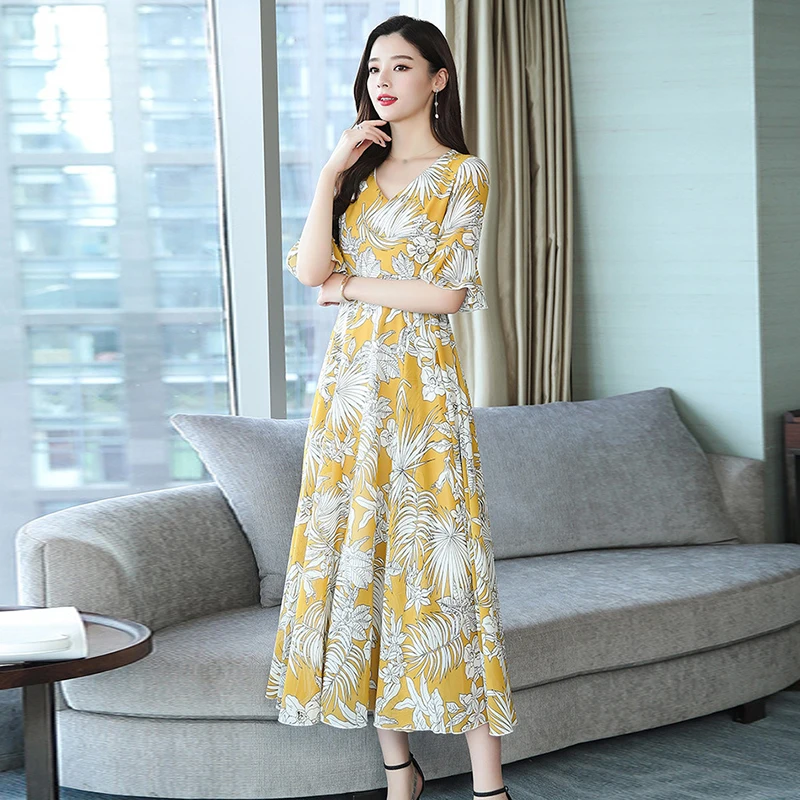Женское офисное летнее платье с короткими рукавами в цветочек модное