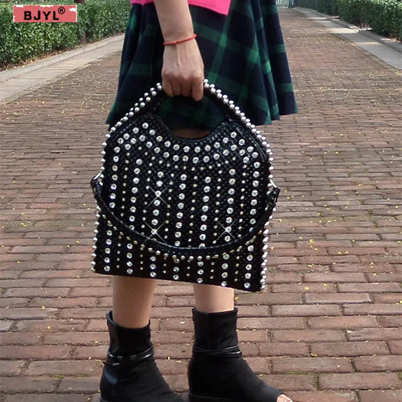 BJYL новая женская сумка с бриллиантами Шипованная лакированная кожа бисер модная