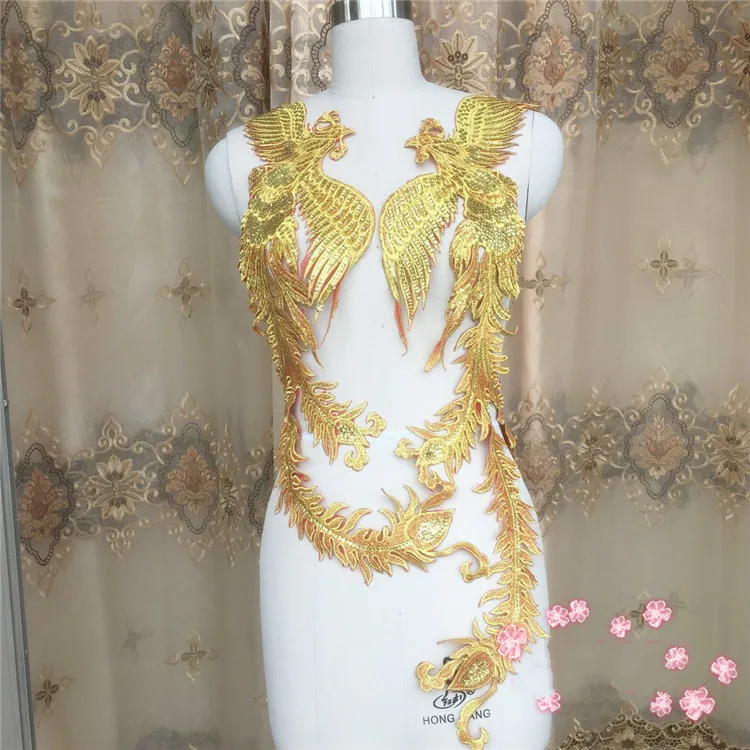 Красный органзы золотой нитью Феникс Перо хвоста вышивка ткань с кружевной