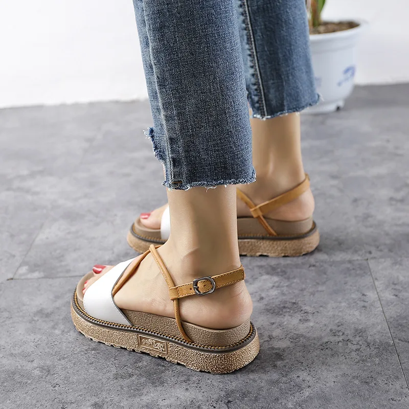 Лето 2018 новая версия южнокорейской версии женские сандалии на толстой подошве из