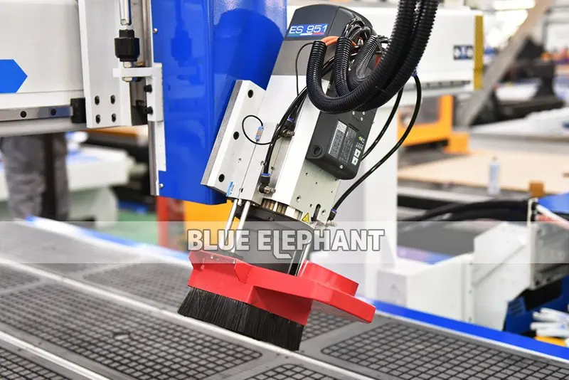 4 осевой фрезерный станок с ЧПУ вращающимся шпинделем Blue Elephant карусель ATC1530|Фрезы
