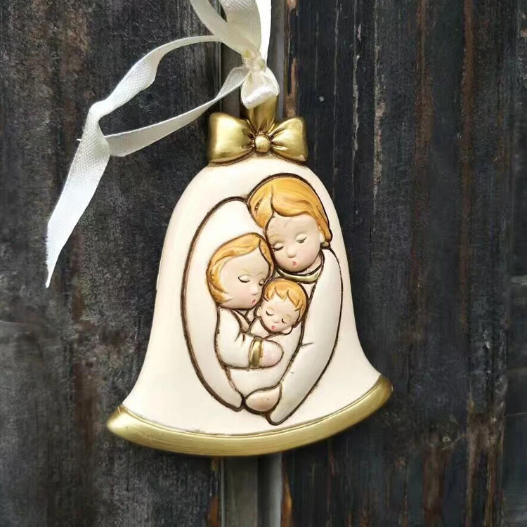 Католическая святая семья трех изысканных мультяшных кулонов из смолы