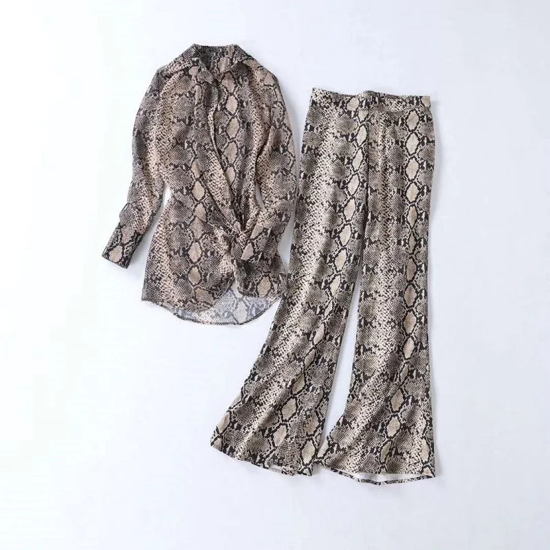 Two Piece Set 2019 Spring Summer Fashion Pant Suit Women Sexy Wild Pattern Long Sleeve Shirt+Full Length Female Suits |