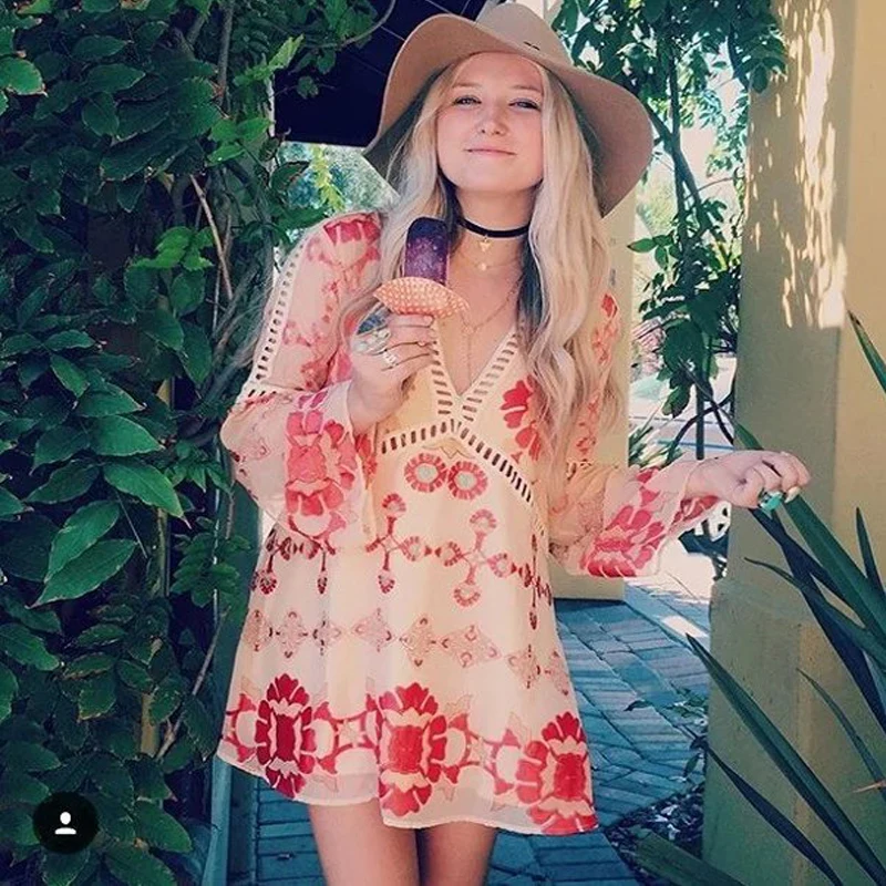 Women Dresses Beach Fashion Pareo Print Swimsuit Cover ups Sexy Hollow Out Tunic Bikini Covers Robe De Plage Wear |