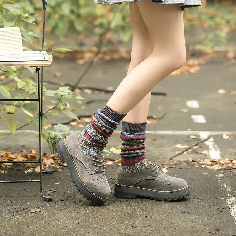 Japan Harajuku Vintage Striped Woman Socks Winter Fashion Compression High School Women's Socks Long Thick Female Cotton Socks