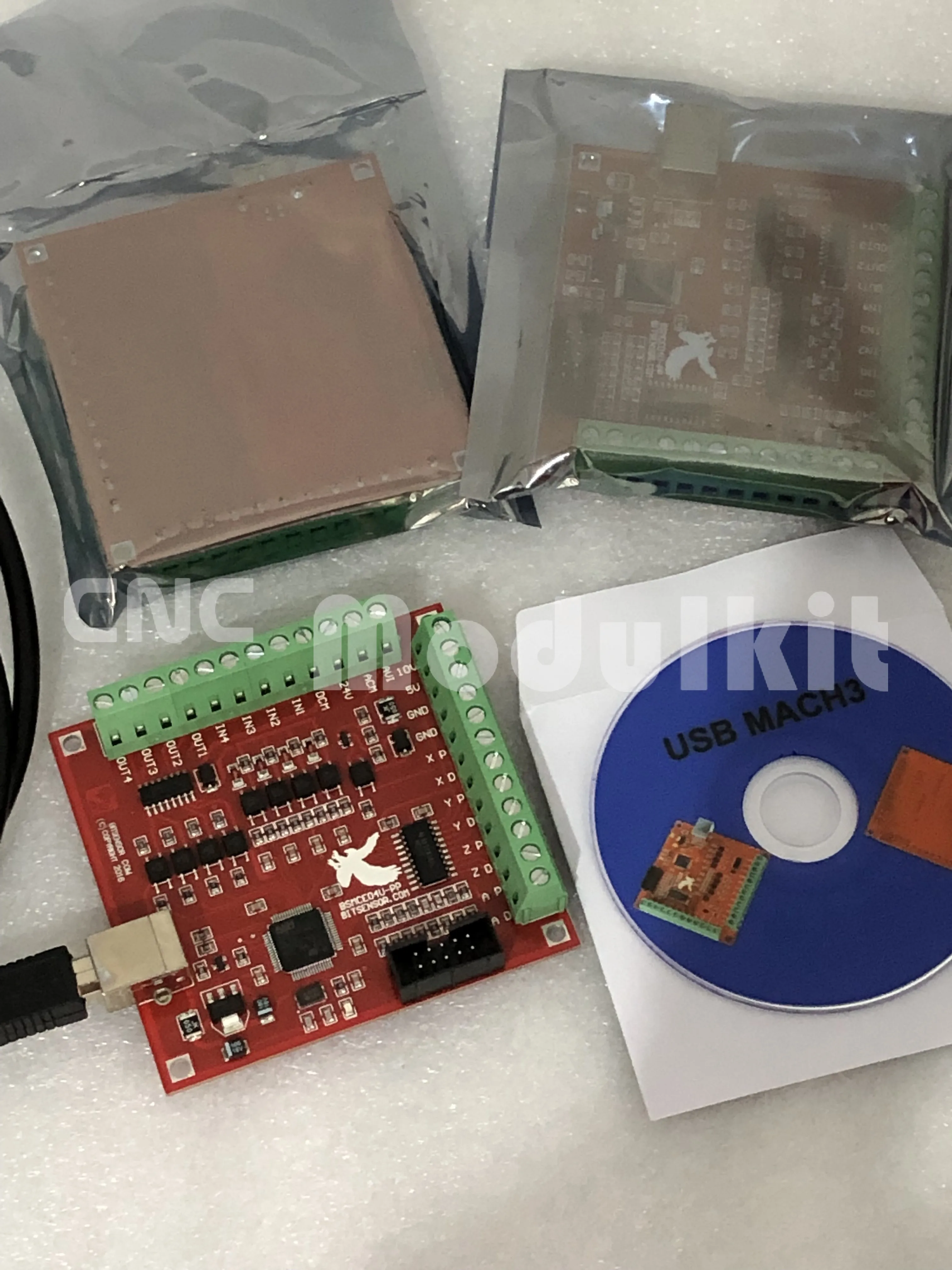 ЧПУ Mach3 USB плата для разрыва движения 4 осевой контроллер драйвера Маршрутизатор