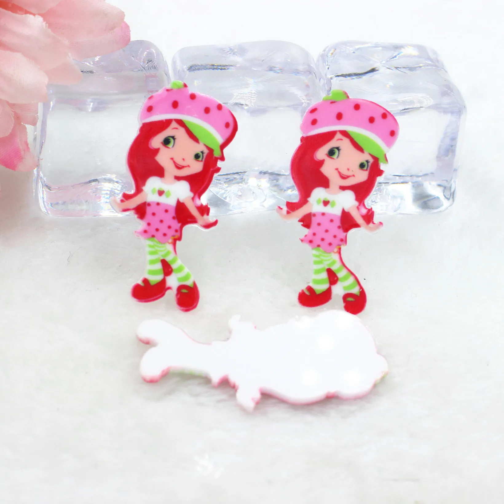 Kawaii Мультфильм плоское заднее украшение из смолы клубника короткий торт фигурка
