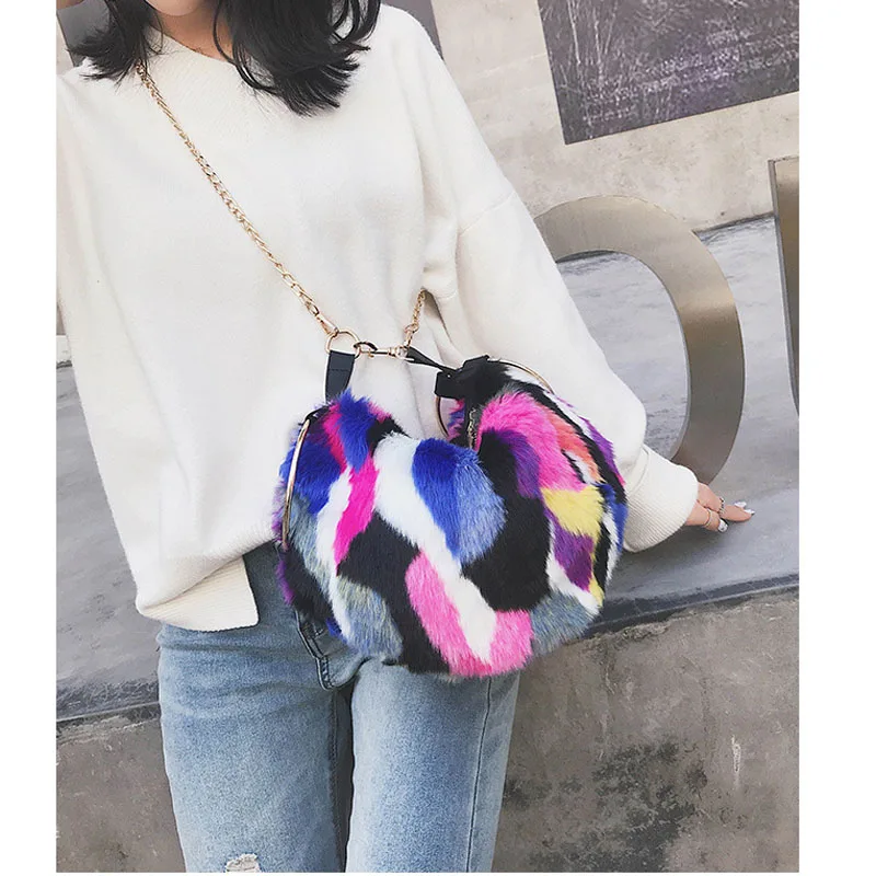Модная разноцветная плюшевая сумка с цепочкой женская мессенджер контрастного