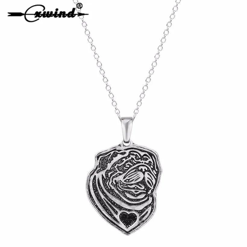 

Cxwind Animal Charm Pug Dog Necklaces Pendants Heart Necklace Statement Chain Jewelry Collares for Unisex Pet Lovers for Women