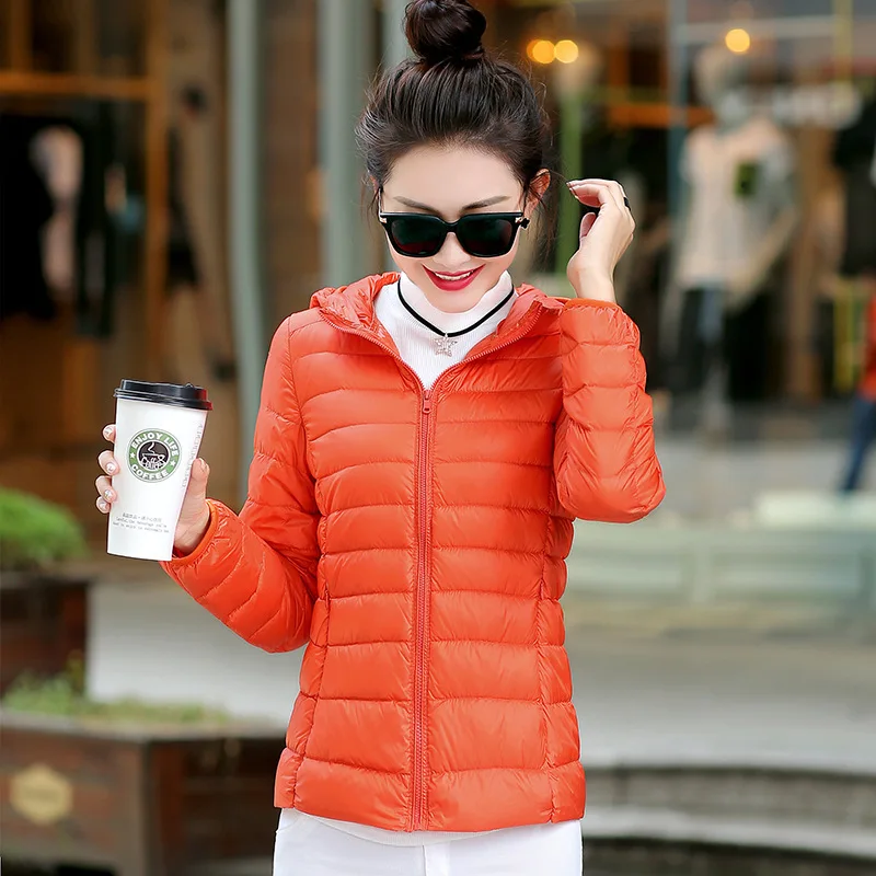 Пуховик женский ультралегкий на белом утином пуху с капюшоном YF56 | Женская одежда