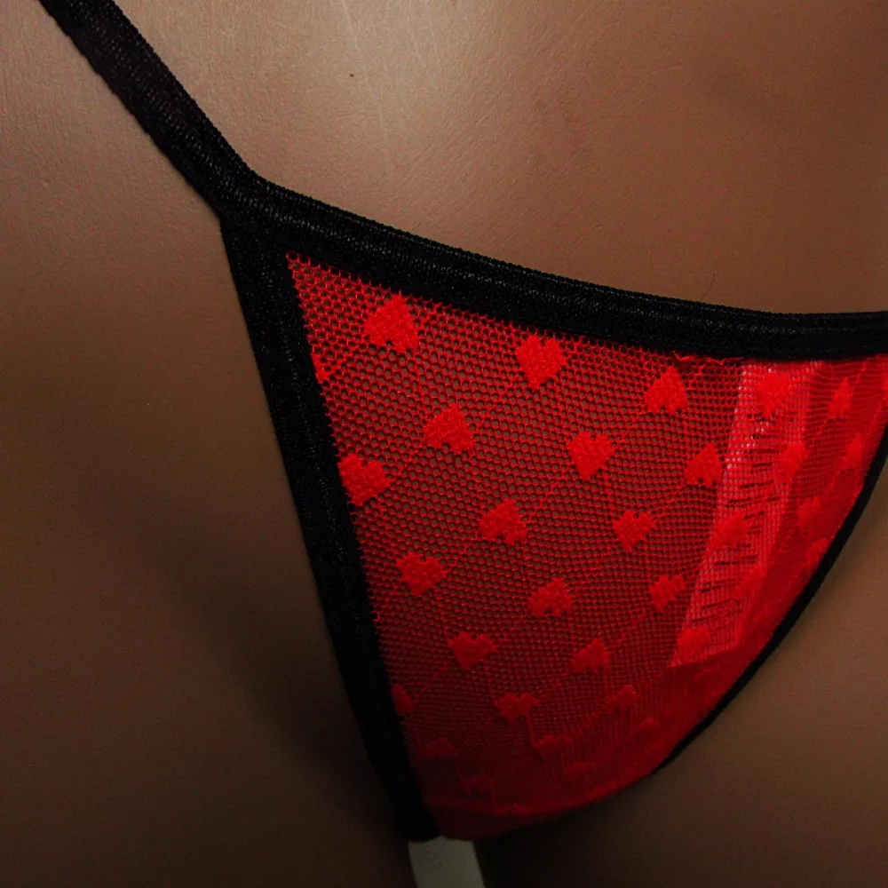 Женские прозрачные трусики стринги ультратонкие черные кружевные с сердечками