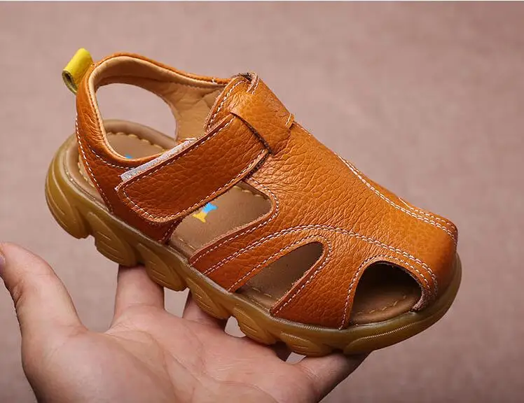 Сандалии Баотоу для мальчиков нескользящая детская обувь на мягкой подошве