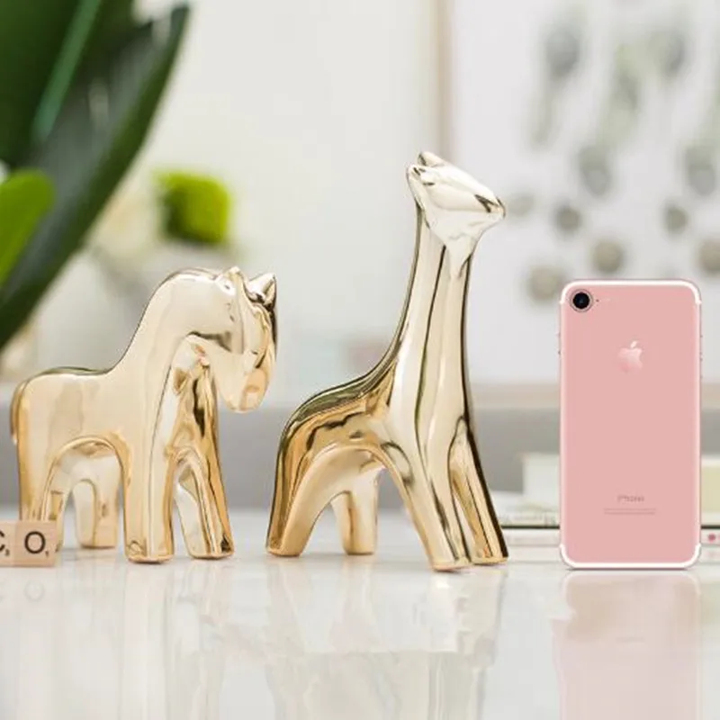 

Hot Golden-plated Ceramic Cute Animal Decoration Home Decorations Crafts Ceramic Crafts Electroplating Valentine's Gift