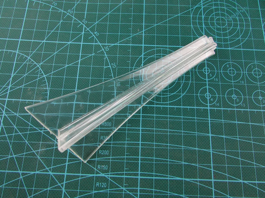 

F000-1