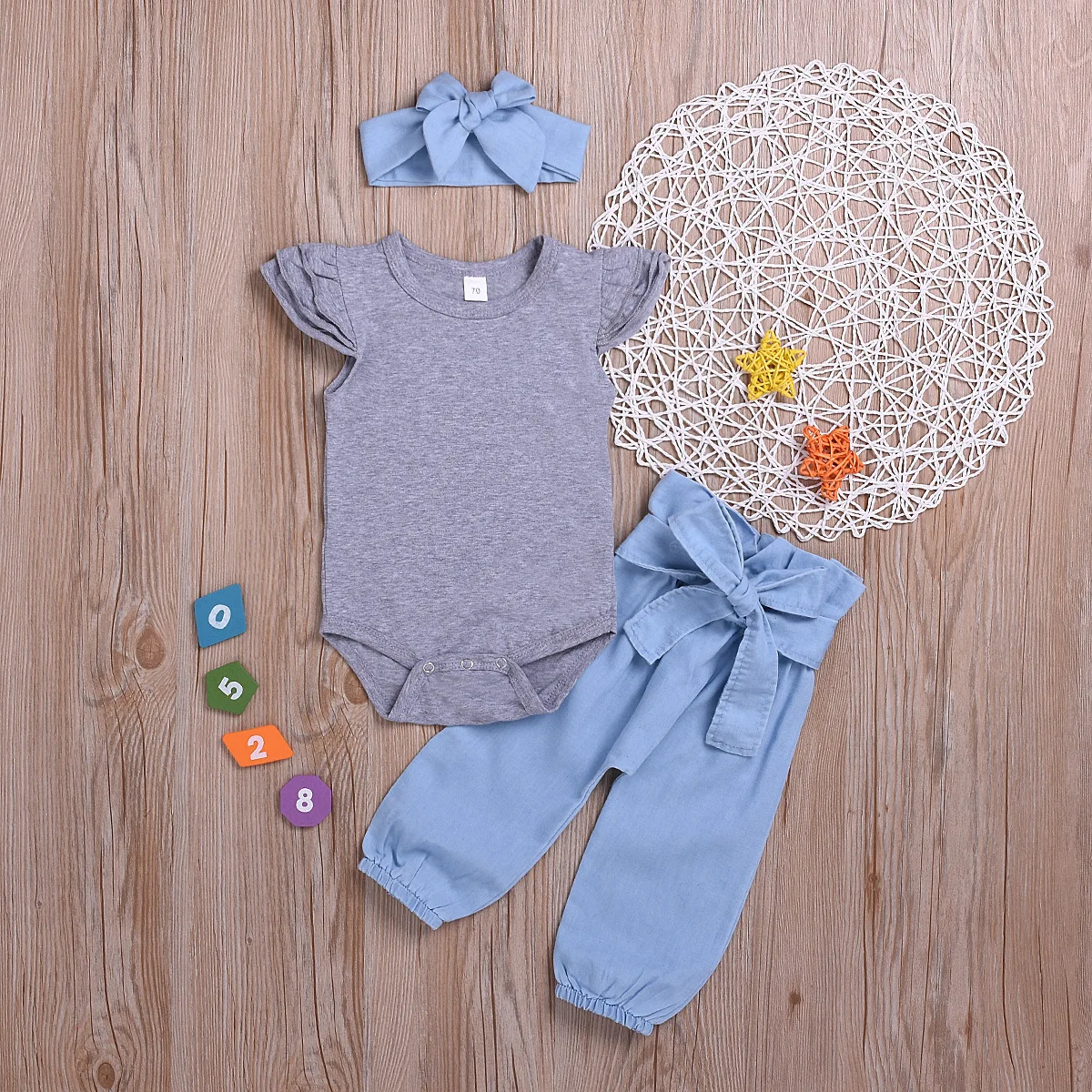 Новинка 2019 модная одежда для новорожденных девочек комбинезон с бантом штаны