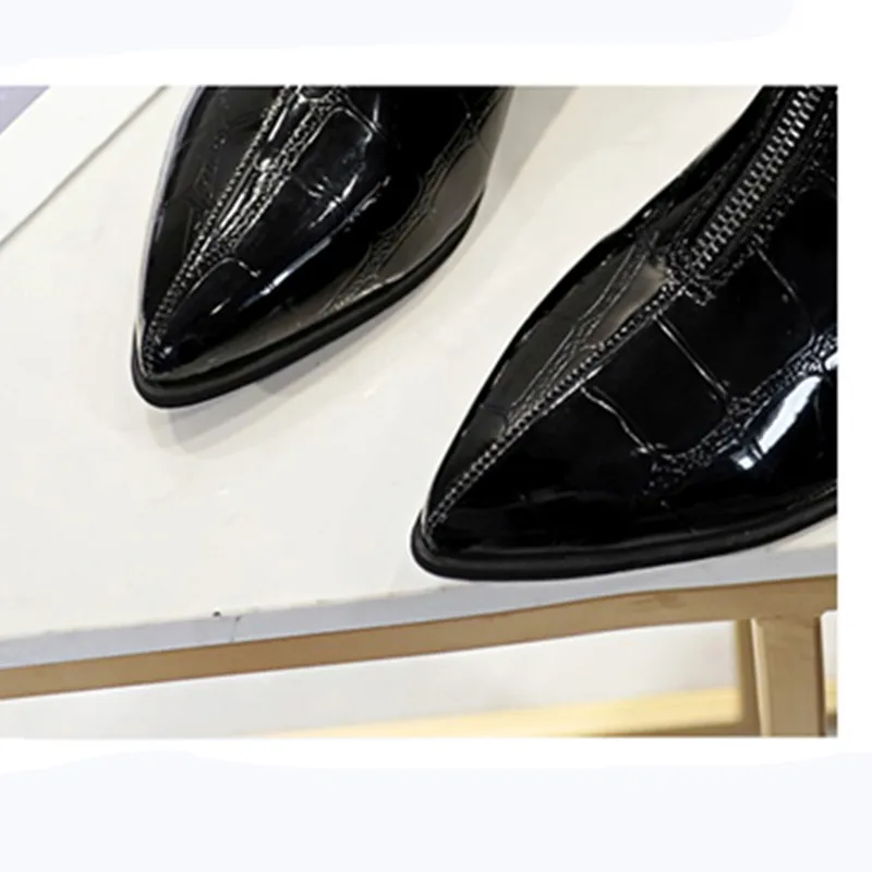 Бесплатная доставка Весна 2019 модные вечерние туфли с цепочкой женские лодочки