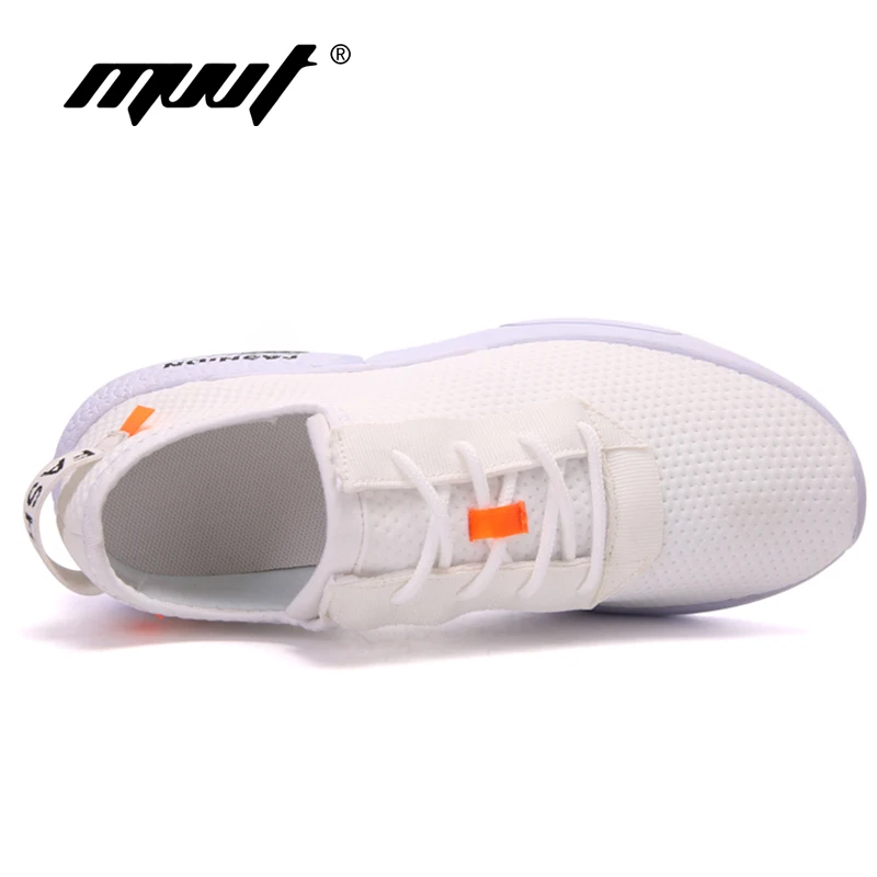 Летние мужские кроссовки размера плюс 47 дышащие крутые Maraton сетчатый светильник