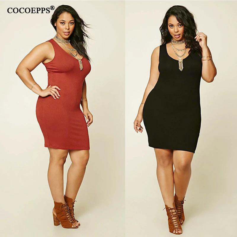 Женское платье без рукавов повседневное облегающее черное футляр большого