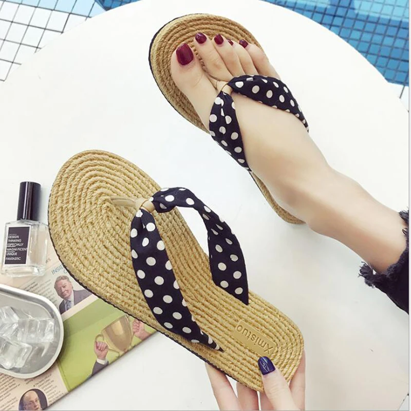 Шлепанцы женские на плоской подошве летние шелковые сандалии праздничные