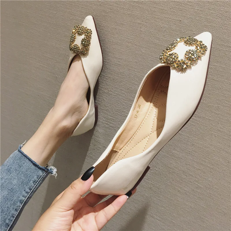 

Elegant Beige Pointed Toe Crystal Women Shoes Patent Leather Flats Spring Autumn Female Party Shoes