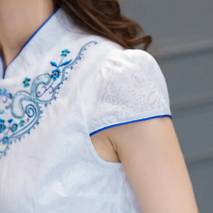 Платья для мамы и дочки комплект одинаковой одежды всей семьи винтажный