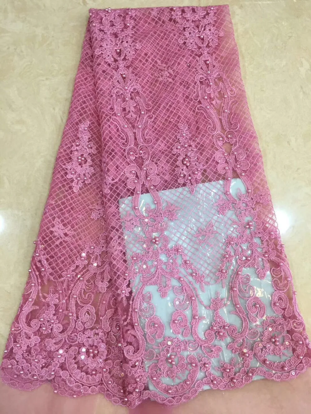 

Новый Дизайн бисера африканская французская кружевная ткань белый нигерийский французский сетчатый кружев 2018 с блестками для женского Кра...