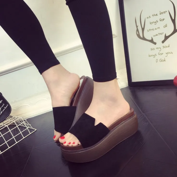 EFFGT 2018 new summer fashion waterproof ladies Scrub slippers platform wedge sandals thick high-heeled slipper flip flops V658 | Обувь