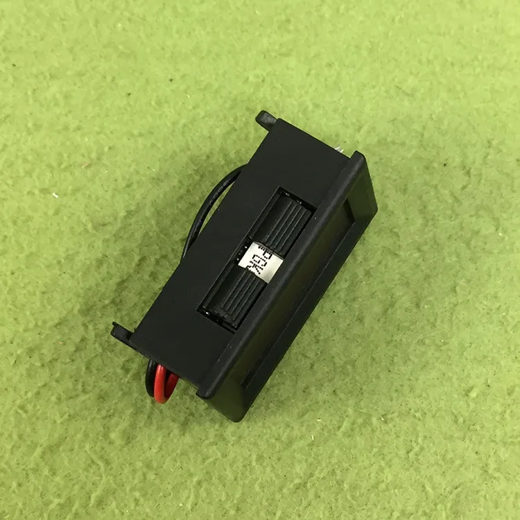 

10pcs/lot Dual voltmeter 12V lead-acid battery Lithium battery indicator with reverse polarity protection