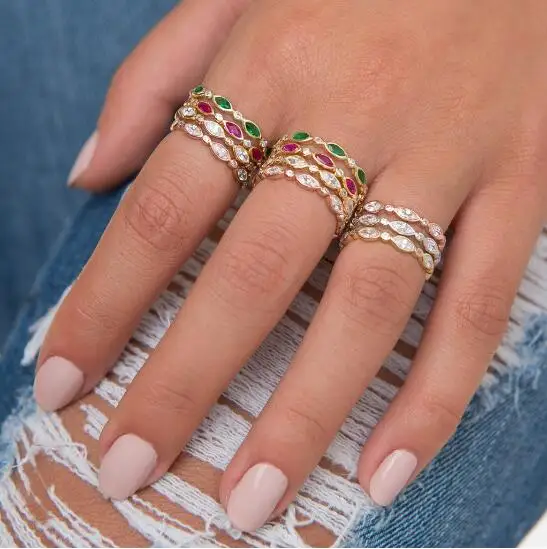 Женский модный браслет с фианитами | Украшения и аксессуары