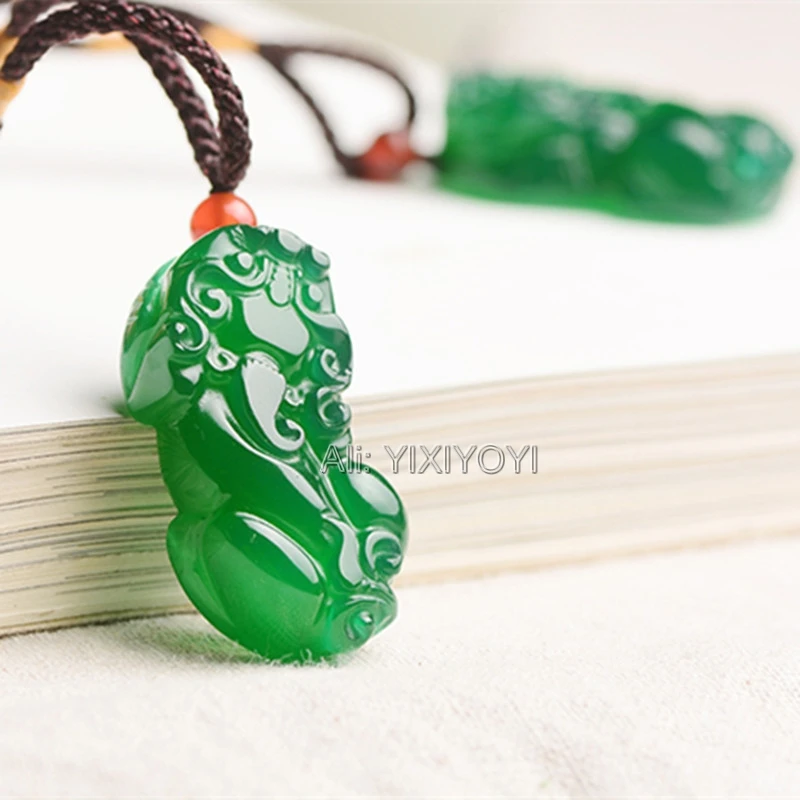 

6pcs wholesale Handwork Natural White Green Red Agate Jade Carved Chinese Cute PiXiu Lucky Pendant + Rope Necklace Fine Jewelry