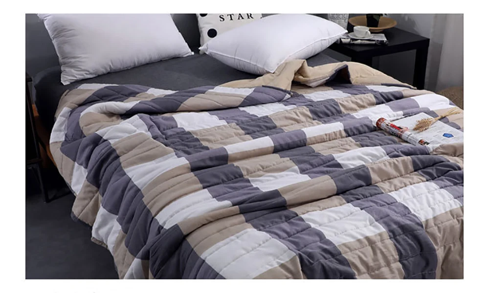 Summer Cotton Blend Quilt Quilted Soft Breathable Air Condition Quilts Blanket Thin Stripe Plaid Comfortfer Bed Cover Bedding