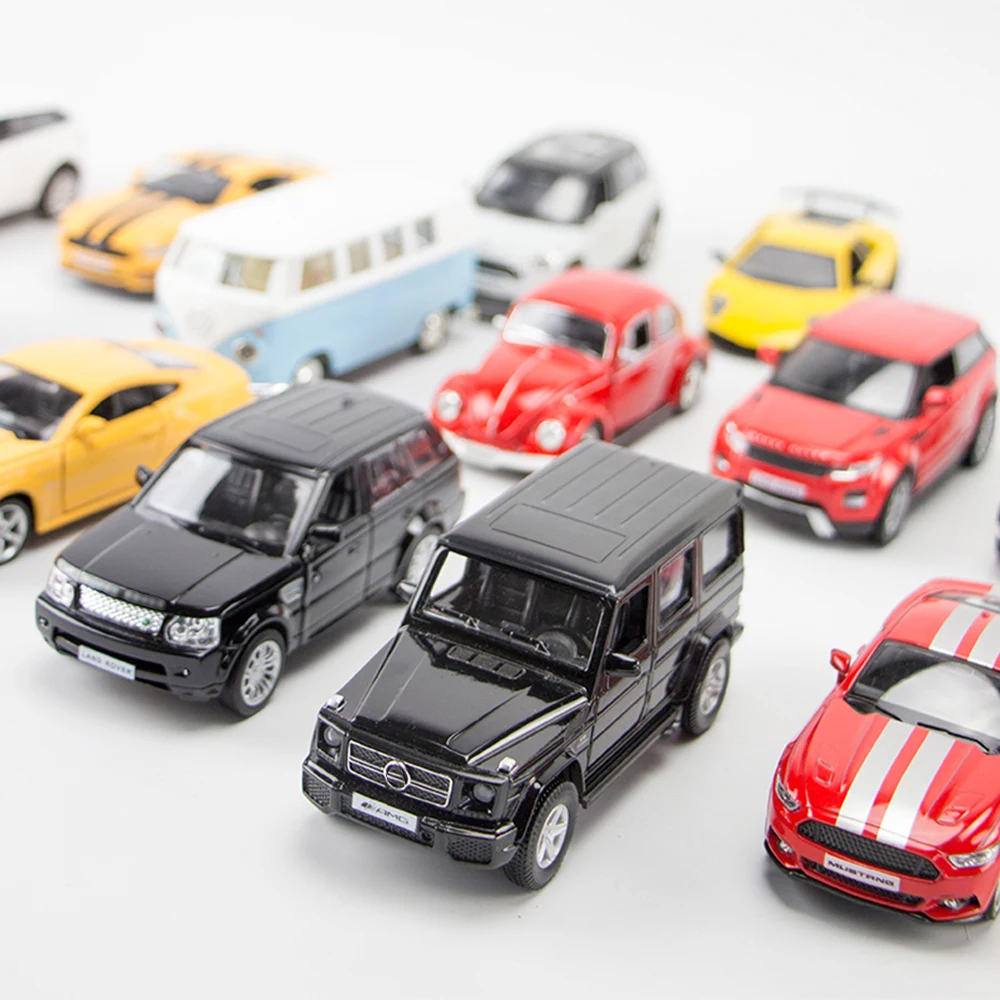 1/36 Scale Simulation CLS63 G63 Q7 VW Bus Alloy Model Car Diecast Vehicle Toys Pull Back Metal Auto Collection Cars Toy For Kids