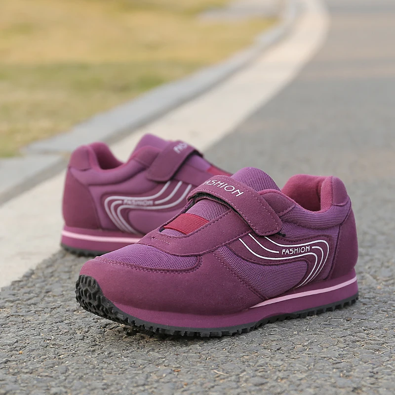 

Women running shoes Breathable Lightweight Lose Weight Walking Shoes Elderly mother women shoes sport sneakers woman
