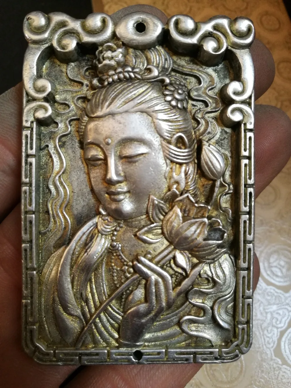 

Old Tibetan silver Bodhisattva Statue Pendants Transhipped Amulet\6*7cm