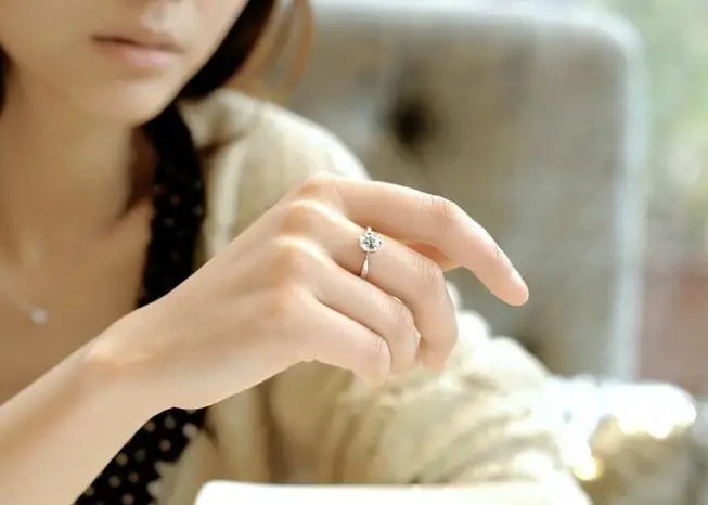 Новинка 2014 оптовая продажа обручальное кольцо с сердечком посеребренное