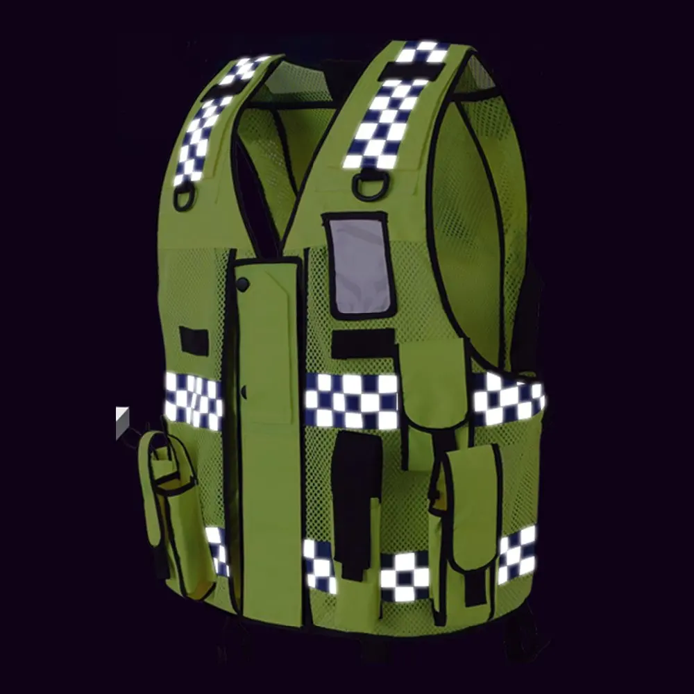 Светоотражающий жилет с несколькими карманами для строительной спецодежды