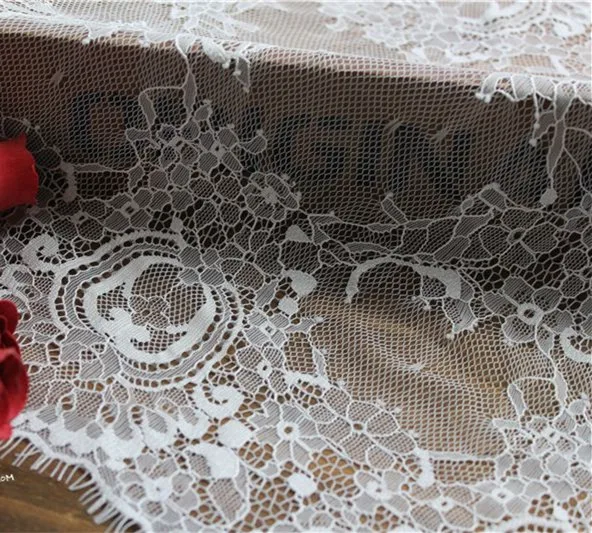 40 см в ширину белое платье на свадьбу отделка кружевом с ресничками французский