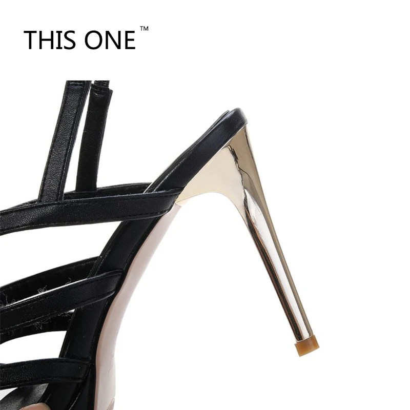 

Brand Fashion Crystal Summer High Heels Boots Rhinestone PU Leather High Heels Gladiator Sandals Woman Flat With Shoes Buckle