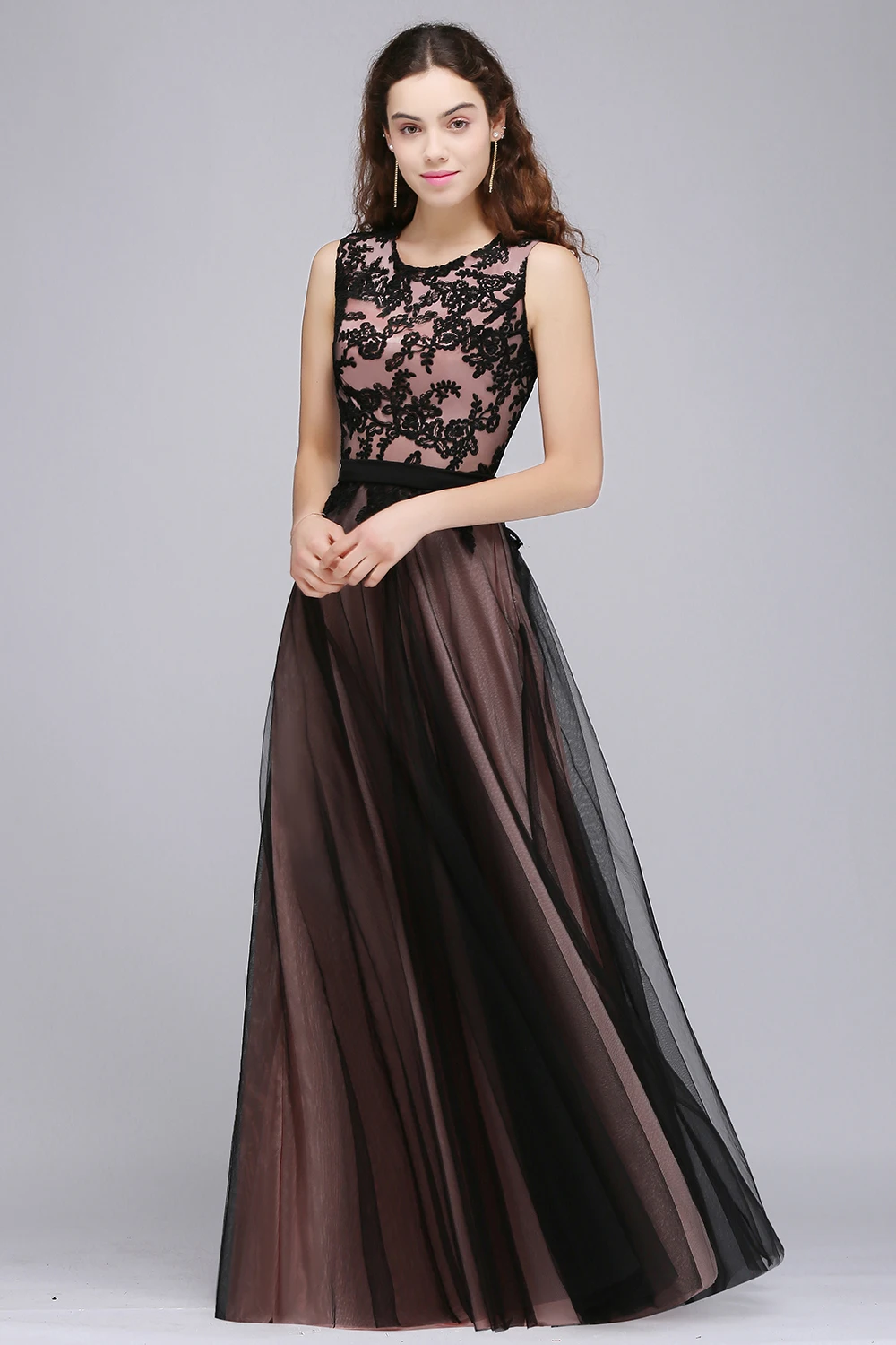 

Charming O Neck Tulle Lace Evening Dress with Sashes 34 Colors Custom Make A Line Sleeveless Evening Gown Robe de Soiree Longue