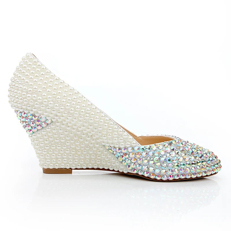 Новинка Модные туфли цвета слоновой кости с жемчугом свадебные на танкетке