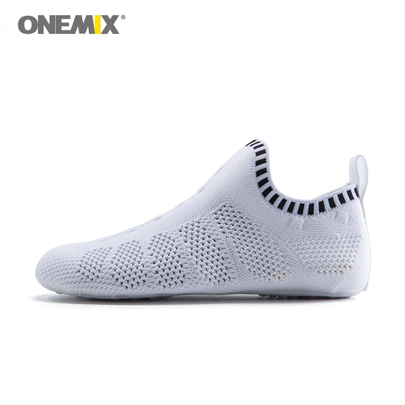 Сандалии Onemix пляжные тапочки без клея легсветильник дышащие для прогулок