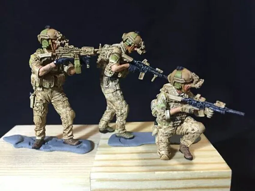 1/35 модельная фигурка из смолы комплект неразборный Неокрашенный X65 | Игрушки и
