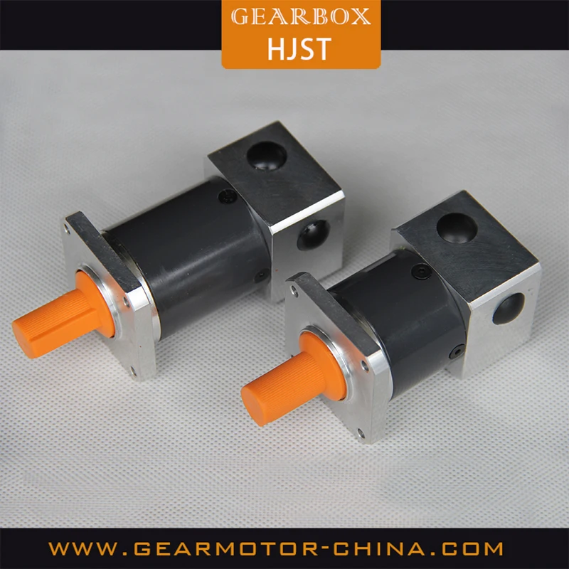 Трехступенчатые планетарные редукторы PLF40 с передаточным числом 1:50 |