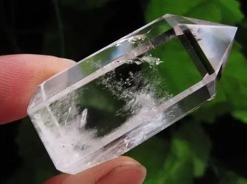 

Self Standing 6 Facet Single Termanated Point Clear Quartz Wand