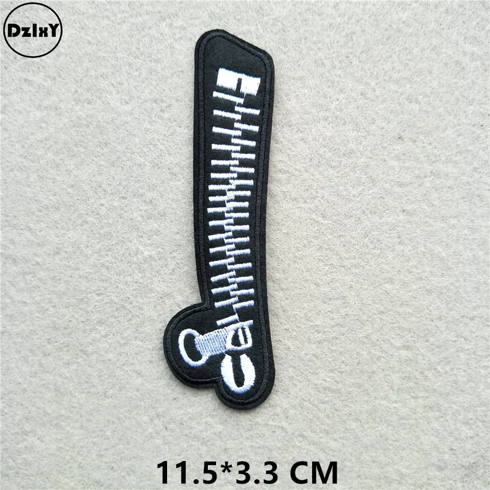 1-PCS-B-125 46 стилей) черно-белая алфавитная заплатка для одежды в полоску с железной аппликацией наклейки для одежды буквы значки с вышивкой - Цвет: 1-PCS-B-125